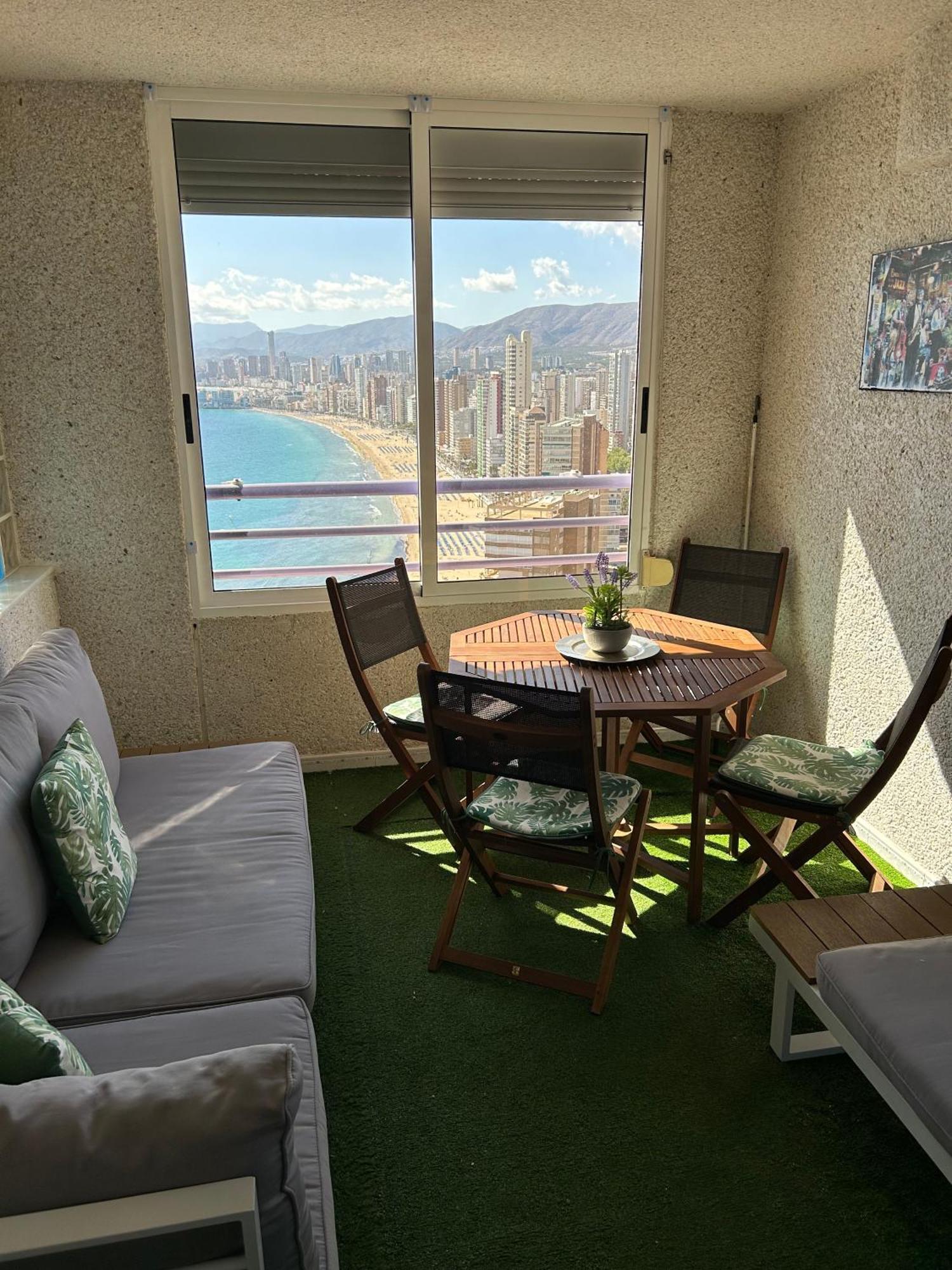 Apartamento Con Preciosas Vistas Y Piscina 베니돔 외부 사진